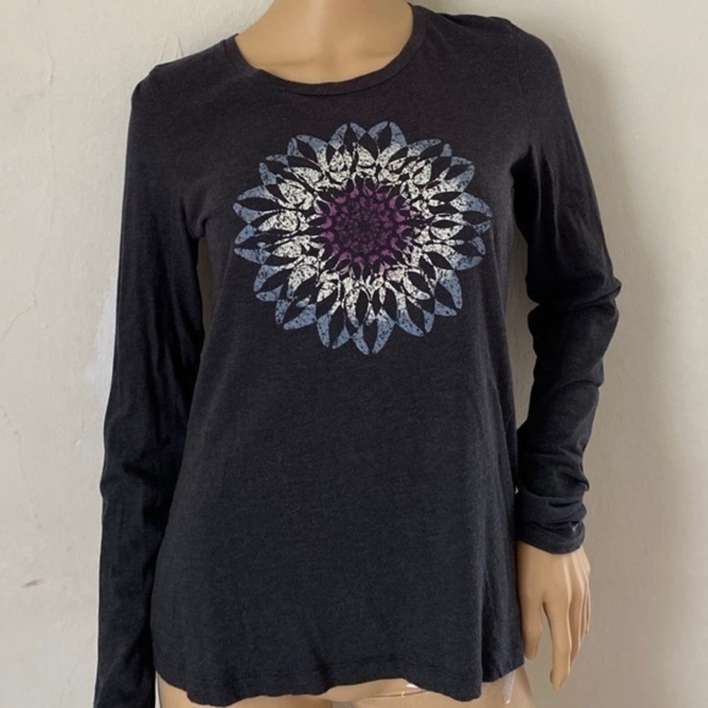 Columbia sweatshirt size M
